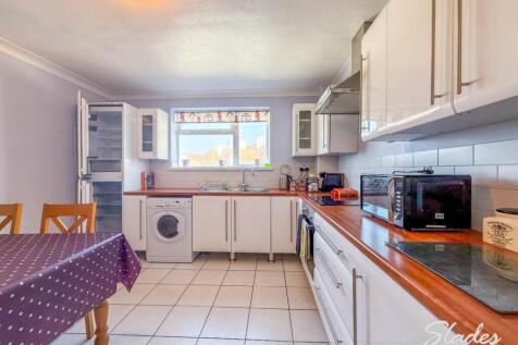 KITCHEN (2)