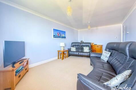 LOUNGE (2)