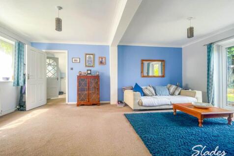 103 Meadway lounge 4