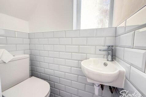 GF WC