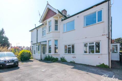 2 Ravenscourt front-