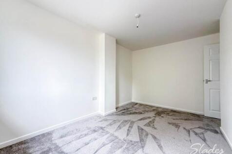 BEDROOM 1 (2)