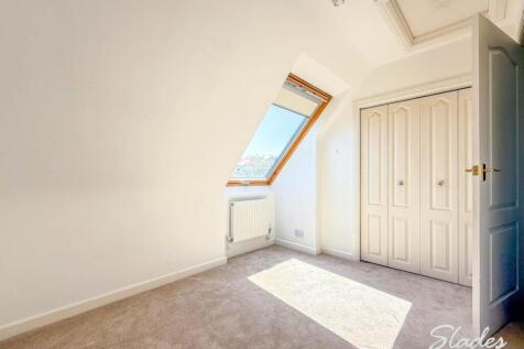 BEDROOM 4 (2)