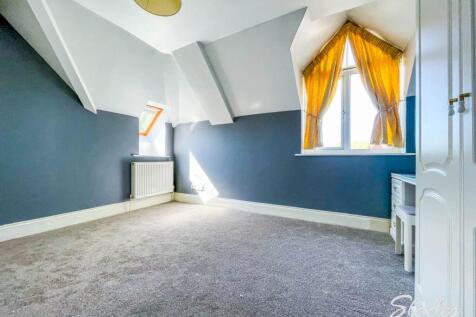 9 carlton second bed