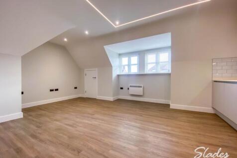 Flat 8 Lounge