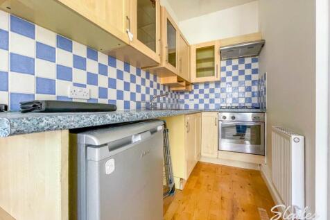 3 23 stour kitchen 