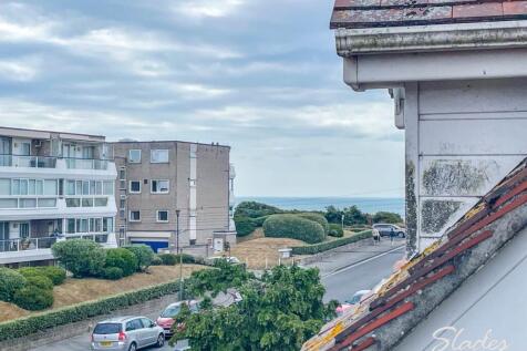 10 Carlton Dene VIEW