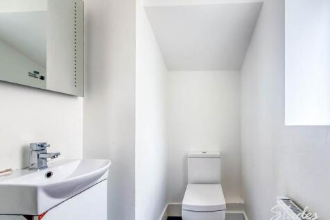 GF WC