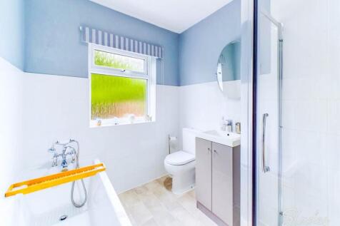11 Wicklea bathroom 