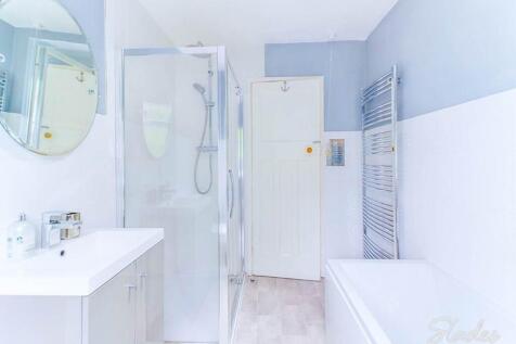 11 Wicklea Bathroom 