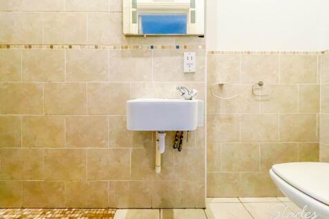 9 water en-suite 