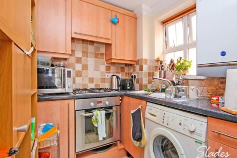 6 Priory Court Kitch