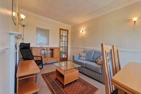 Lounge 3