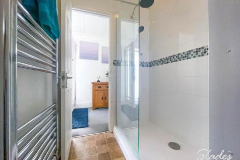 25c Keswick shower r