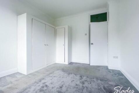 19 florence bedroom 