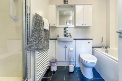 9 riverslea bathroom