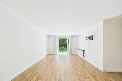 3 east cliff manor l