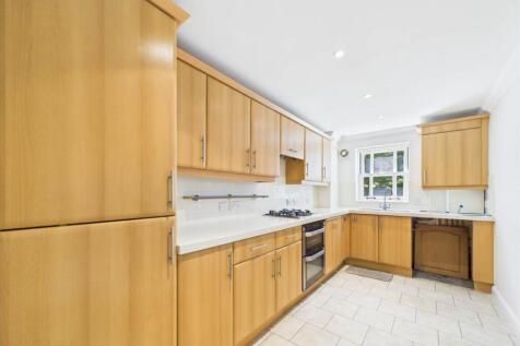 3 east cliff manor k