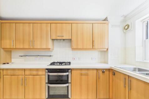3 east cliff manor k