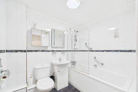 3 east cliff manor b