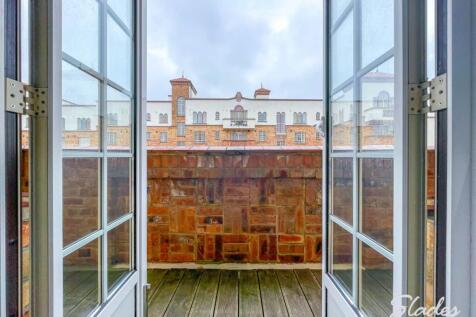 A37 SAN BALCONY MAIN