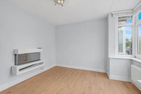 1 croyde front room 