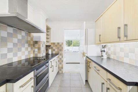 KITCHEN (2)