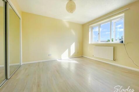 43 Le Pat master bed