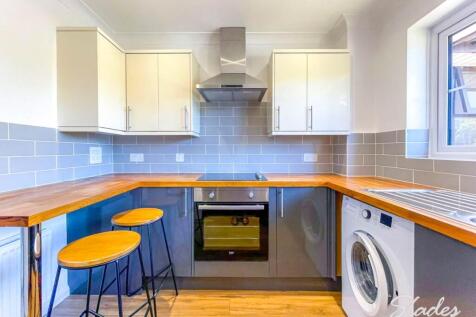 8 seaton kitchen 2