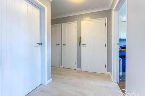 8 seaton hallway 2