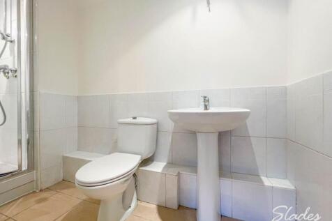 16 East Cliff en-sui