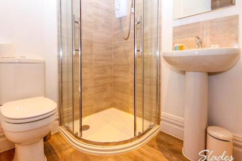 2, 73 Southbourne Ro