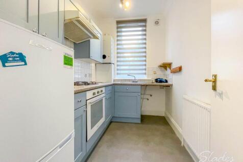 46 Parkwood Road Kit