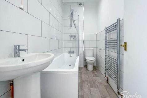 46 Parkwood Road Bat