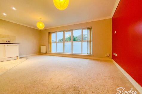 6 mariann lounge mai