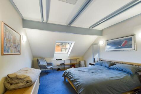 1 smug second bedroo