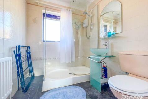 8 The Courtyard show