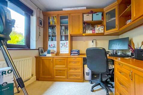 151a Burley Road stu