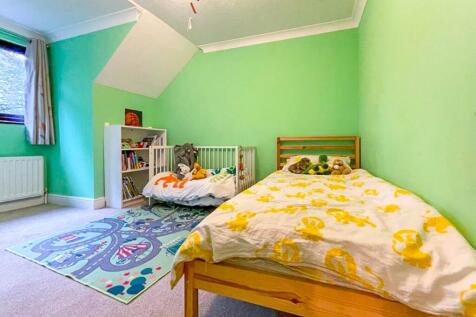 151a Burley Road 3rd