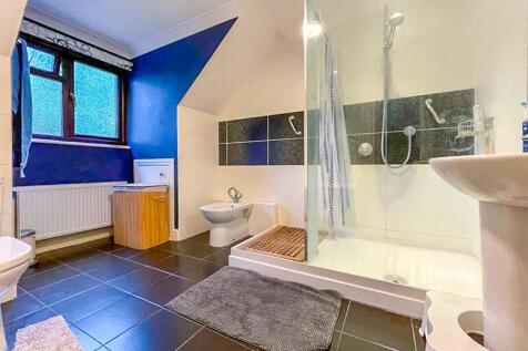 151a Burley Road fam