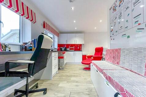 151a Burley Road ent