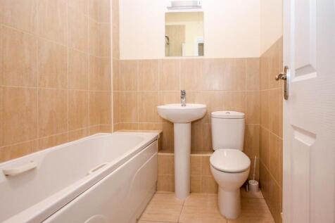 4 wood road bathroom