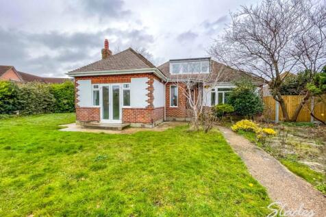 15 Stourwood Road fr