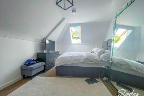 BEDROOM 2 (2)