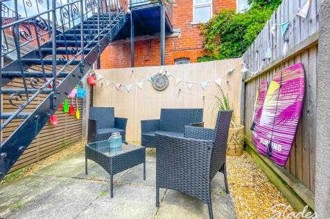 7b carbery garden 
