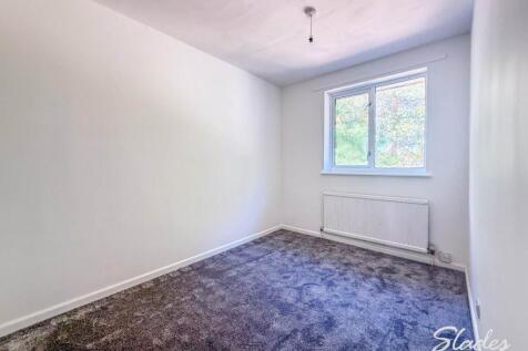 BEDROOM 3 (2)
