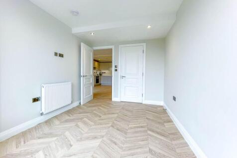 18 bowmont bedroom 2