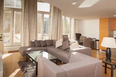 Lounge 2.jpg