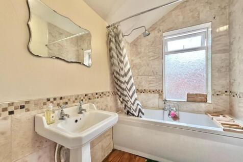 ef2339c2-32c0-4ec7-b330-841bed3373bc.jpg