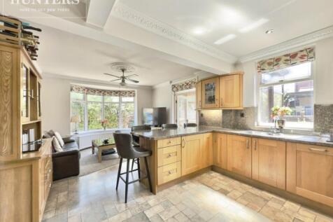 pbox-kitchen-347312.jpg